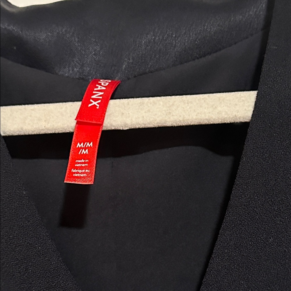 SPANX Navy Blue Women's Vest - Picture 3 of 6